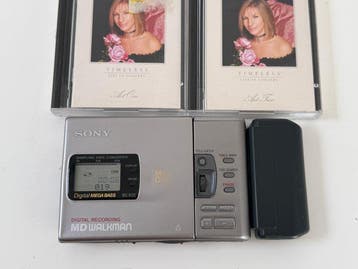 Sony - MZ-R30 MD Walkman Draagbare minidisc speler-recorder, Nieuw