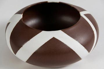 FOUZIA KHAIA - Vase - Biscuit de porcelaine - Vase en, Antiquités & Art