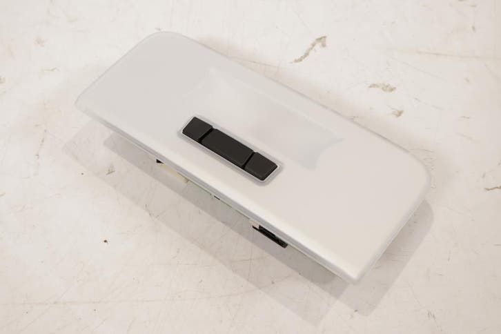 BMW 1 Serie E81 E87 OEM Interieur verlichting NIEUW!, Autos : Pièces & Accessoires, Éclairage, Enlèvement ou Envoi