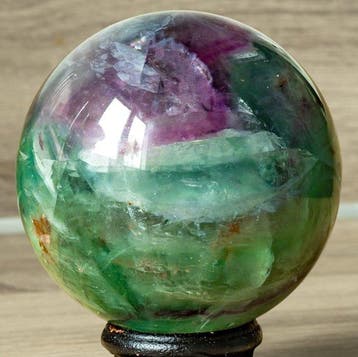 Fluorine Sphère en fluorite multicolore finement polie -, Collections