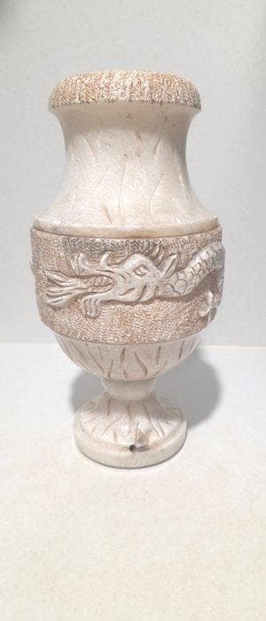 Vaas - vuurdraak - Albast, Antiek en Kunst, Curiosa en Brocante