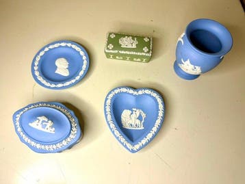 Wedgwood - Schotel (5) - Keramiek