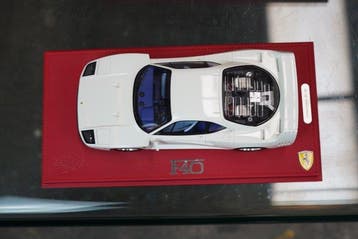 BBR Models 1:18 - Modelauto - Ferrari F40 1987, Hobby en Vrije tijd, Nieuw