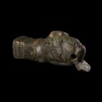 Oud-Romeins leeuwenhoofd sleutelhandvat