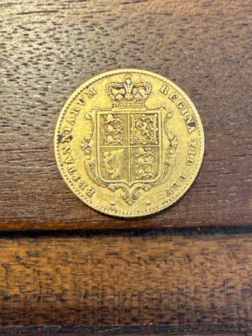 Royaume-Uni. Victoria. 1/2 Sovereign 1846