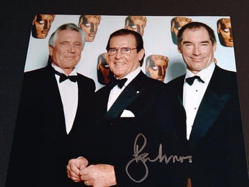 James Bond 007 - Sir Roger Moore (+) and George Lazenby -, Verzamelen, Nieuw