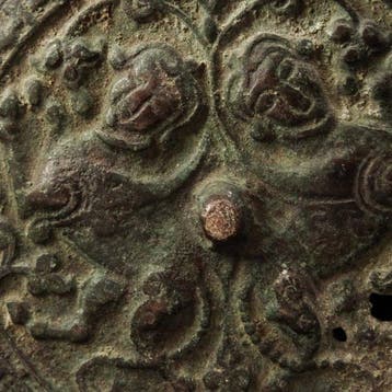 Seldjoukide Spiegel der Sfinxen en Kufische kalligrafie -
