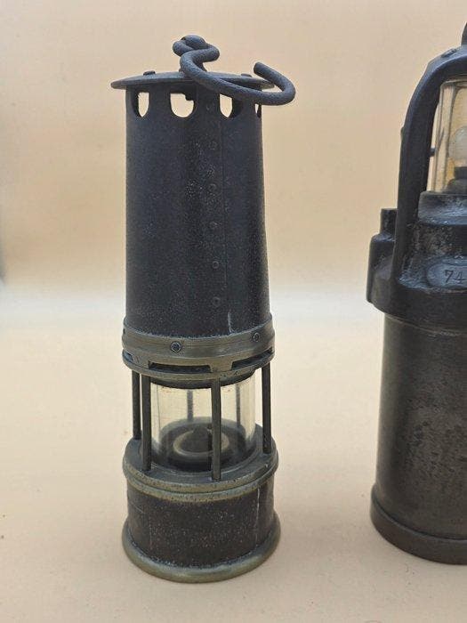 Lamp (2) - Metaal, Antiek en Kunst, Curiosa en Brocante