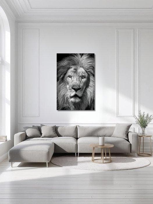 Viktoria Farkas - Majesty in Monochrome, Antiek en Kunst, Kunst | Designobjecten