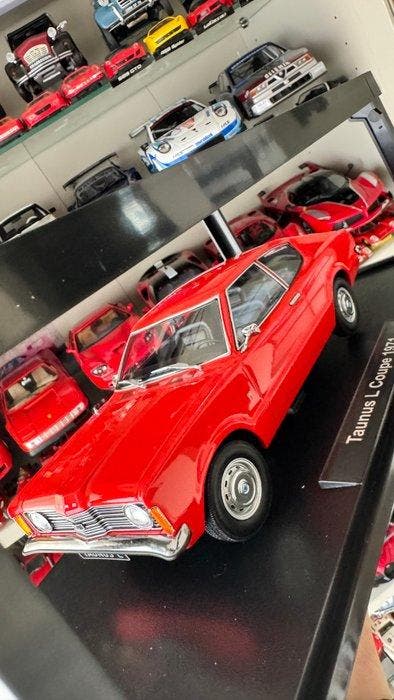 KK-Scale 1:18 - Modelauto - Ford Taunus L Coupe - Modelo, Hobby & Loisirs créatifs, Voitures miniatures | 1:5 à 1:12