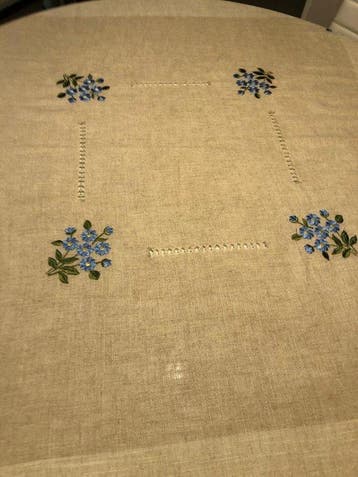 Tafelkleed - 150 cm - 150 cm - Ronde geborduurde tafellaken