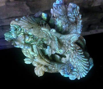 Labradorite Sculpture - Hauteur : 14 cm - Largeur : 16.5 cm-