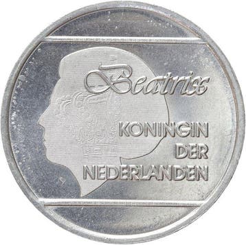 Aruba (Caraïbes néerlandaises). Béatrice. 5 Florin 2002,