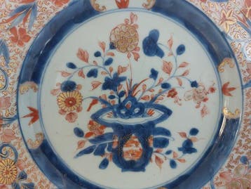 Bord - Porselein - IMARI KANGXI 1622 1750, Antiek en Kunst