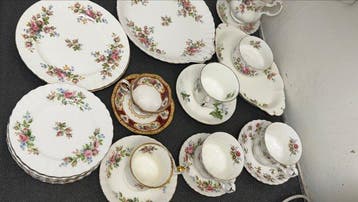 Royal Albert - Service de table (25) - Moss Rose; Cottage