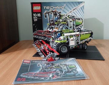 Lego Set - Technic - Combine Harvester
