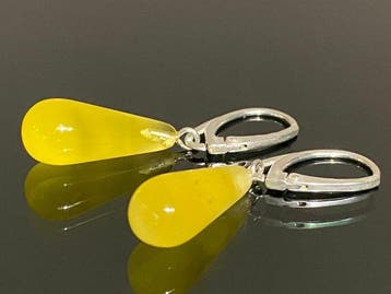 Lichtgevend Geel Citroengeel Baltisch Amber Traanvormige