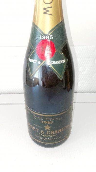1985 Moët & Chandon, Brut Imperial excellent year of, Verzamelen, Wijnen