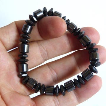 Prachtige collectie hematieten armbanden.- 228 g, Verzamelen