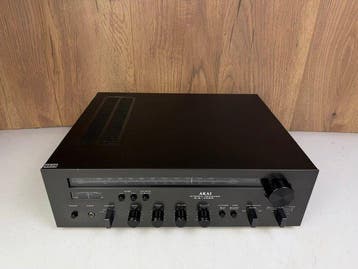 Akai - AA-1020 Solid state stereo receiver