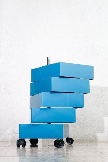 Magis - Konstantin Grcic - Trolley - 360° - Blauw - ABS -