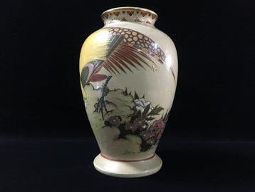 Vintage Japanese Satsuma Ware Flower Vase - Magnificent