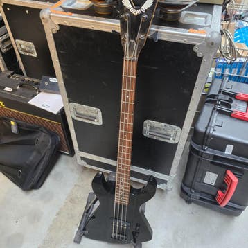 Dean Bassgitaar 4 string Incl. Hoes | Nette Staat, Muziek en Instrumenten, Ophalen of Verzenden, Nieuw