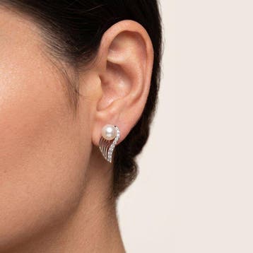 Oorbellen - 18 karaat Witgoud - 0.16ct. tw. Parel - Diamant, Nieuw