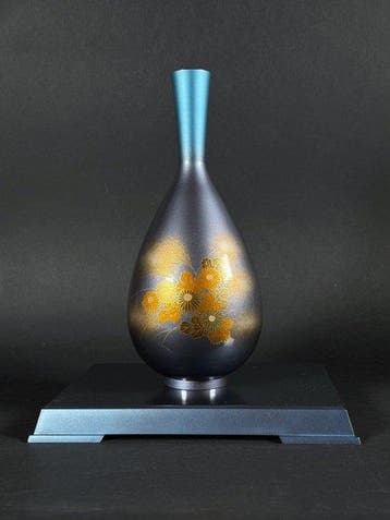 Vase à fleur unique - Bronze - Japon - Vase en bronze, Antiek en Kunst