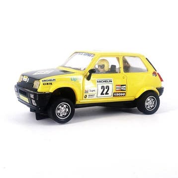 Scalextric - Slotcar Renault R5 Copa Slot Car #22 -, Nieuw