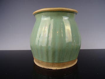 Vaas - Aardewerk - China - Qing Dynastie (1644-1911) (Zonder