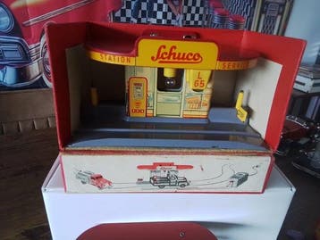 Schuco - Speelgoed - Schuco Varianto Tankstation 3054 en, Antiek en Kunst, Antiek | Speelgoed
