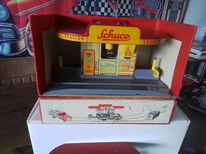 Schuco - Speelgoed - Schuco Varianto Tankstation 3054 en, Antiek en Kunst, Antiek | Speelgoed