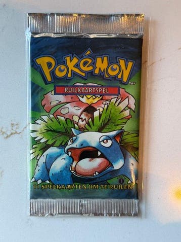 Pokémon - 1 Booster pack - 1st Edition Base Set - Various