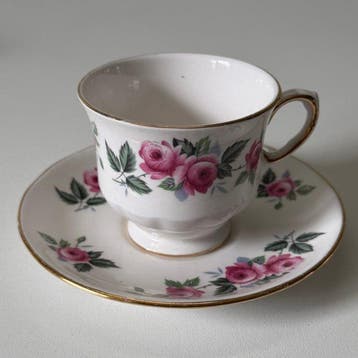 Koffie- en theeservies (12) - Beenderporselein - High Tea -