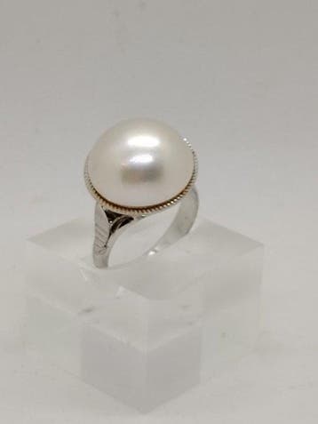 Ring - 18 karaat Witgoud Parel