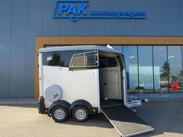 Ifor Williams HBX 511 2paards trailer vooruitloop: op stock, Ophalen of Verzenden, Nieuw
