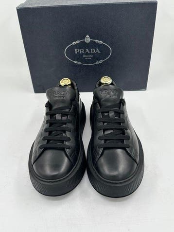 Prada - Sneakers - Taille : EU 40, Nieuw