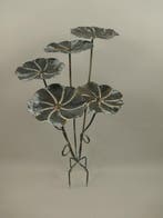 Beeldje - Large metal flower / Leaves - garden art - IJzer,