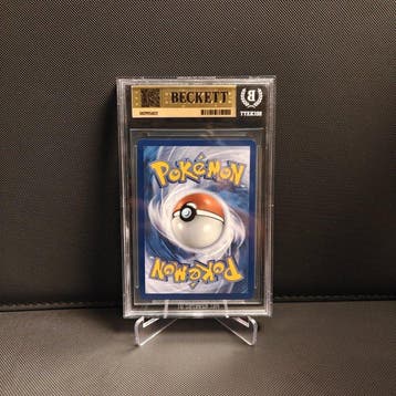 Pokémon - 1 Graded card - Yveltal 105 Full art - Beckett 9.5