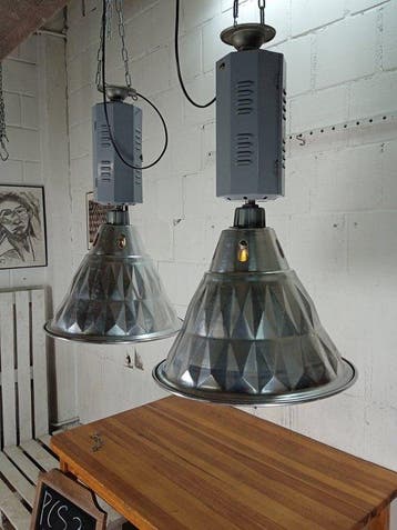 Plafondlamp (2) - Industriële hanglampen - Aluminium,, Antiek en Kunst