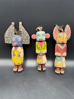 3 poppen in de Hopi-kachina-stijl - Hout - V.S. - Achyuta
