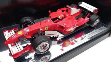 Hot Wheels 1:18 - Voiture miniature - Ferrari 248 F1 M.