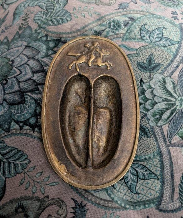 Cendrier - Bronze patiné, Antiquités & Art, Curiosités & Brocante