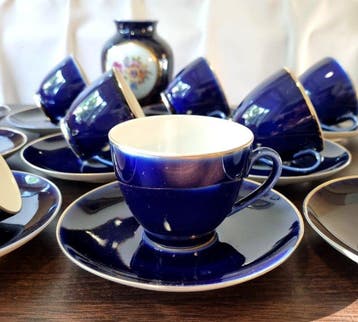 Lomonosov Imperial Porcelain Factory, Jlmenau -