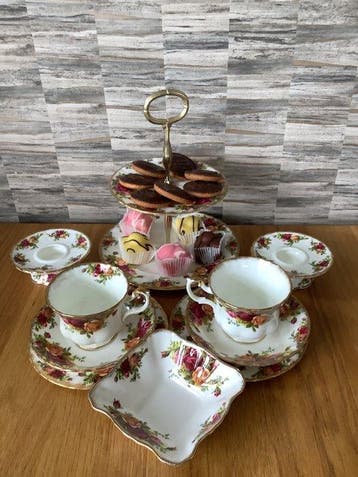 Royal Albert - Theeservies (10) - Old Country Roses “ Tea
