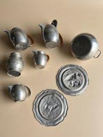 Theepot (8) - Rattan, pewter - Antieke tinnen tafelgerei