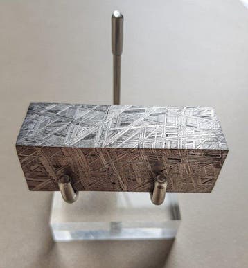 Météorite de Muonionalusta HQ Swedish Cube XL 186 grammes -