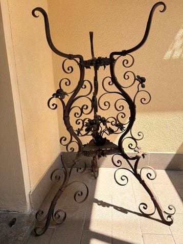 Table dappoint (4) - Fer forgé