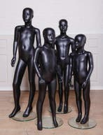 *TIP*  Abstracte kinderfiguren van merk gruppo corso in zwa, Ophalen of Verzenden